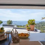 Contemporary With Sea View In Holiday home Hyeres