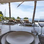 Contemporary With Sea View In Holiday home *