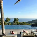 Contemporary With Sea View In Holiday home *