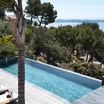Holiday home Contemporary With Sea View In
