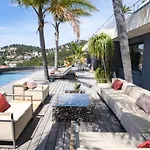Contemporary With Sea View In Holiday home