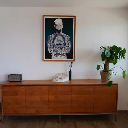 Feriehus Contemporary With Sea View In