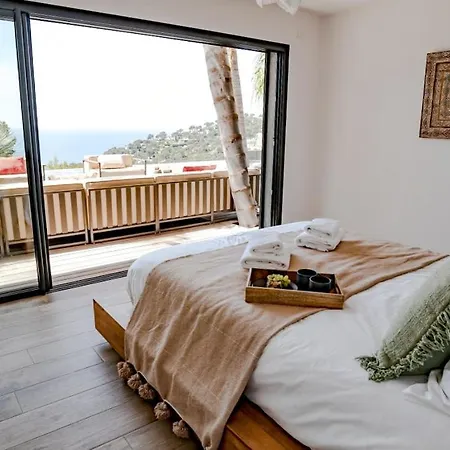 Contemporary With Sea View In Prázdninový dům