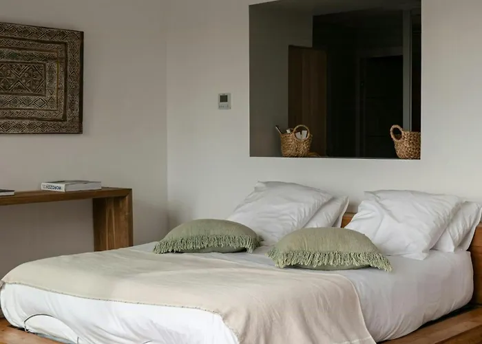 Сasa de vacaciones Contemporary With Sea View In *